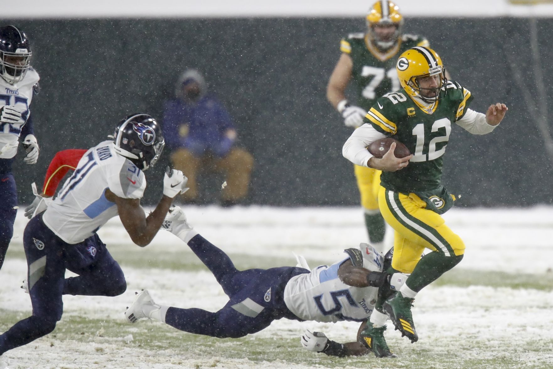 Packers 40, Titans 14